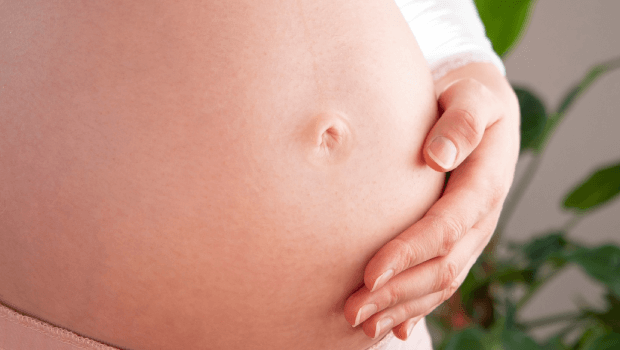 عوامل موثر در داخل رفتن ناف در بارداری