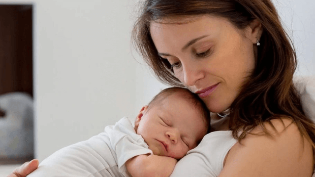 تاثیر بارداری بر شیر مادر